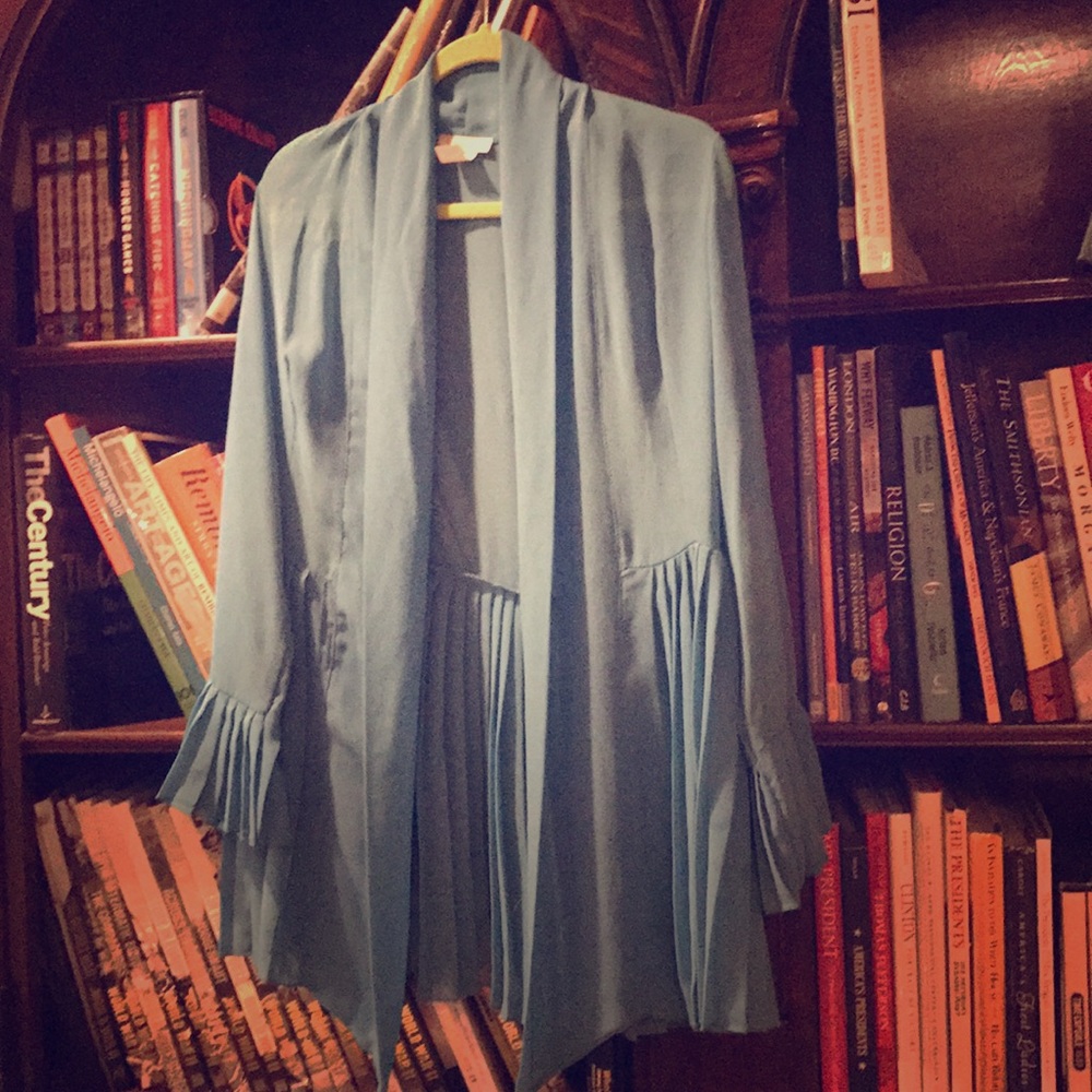 Small ladies top